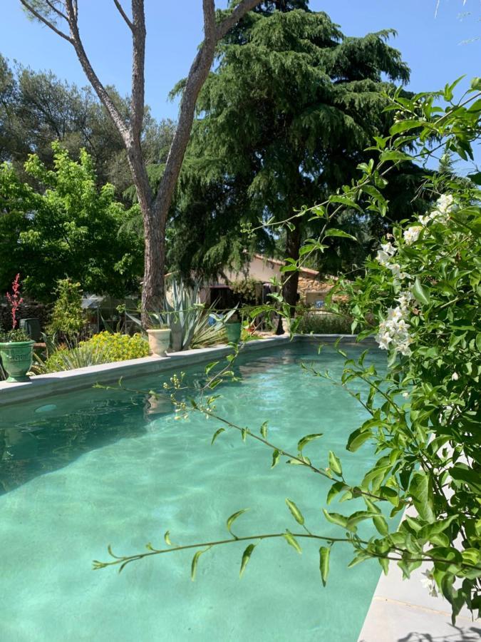 Chambres D'Hotes Lovely Planette Nimes Bagian luar foto